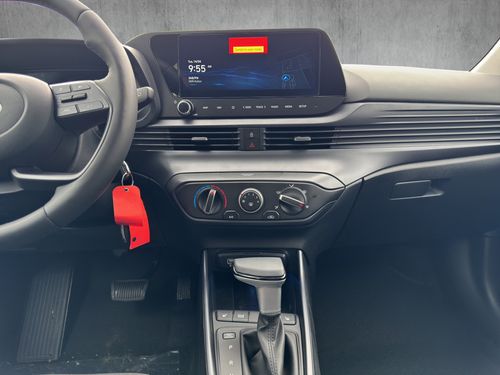 https://csb-strapi-files.fsn1.your-objectstorage.com/inventory-cars/images/2cce0c4c40514737ba14f24636fede94c5b35fb6/15_500_2193.jpg