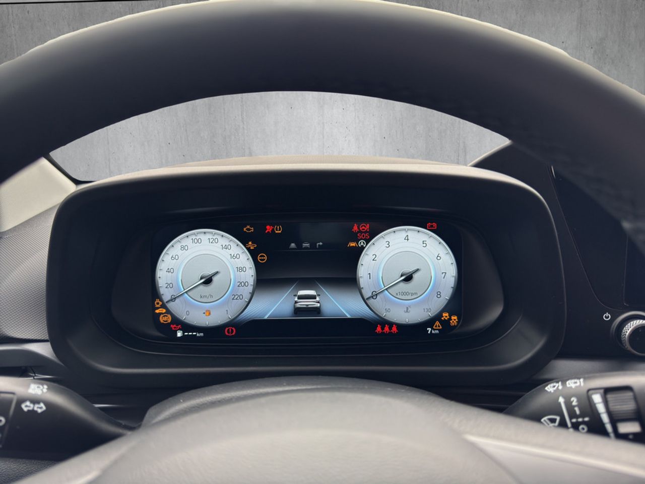 https://csb-strapi-files.fsn1.your-objectstorage.com/inventory-cars/images/2cce0c4c40514737ba14f24636fede94c5b35fb6/17_1280_2601.jpg