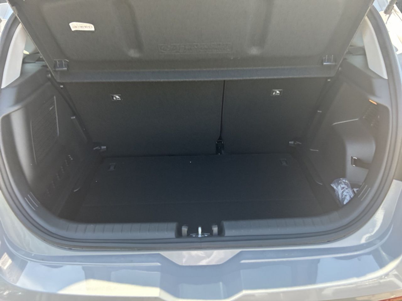 https://csb-strapi-files.fsn1.your-objectstorage.com/inventory-cars/images/2cd029e89f40ffedabdc2119e044ca3514b32964/18_1280_1261.jpg