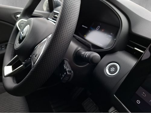 https://csb-strapi-files.fsn1.your-objectstorage.com/inventory-cars/images/2d2d660472a68053162e5cc85dffb00036e3b5e7/22_500_7282.jpg