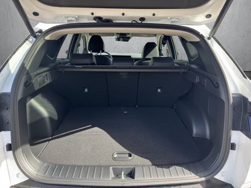 https://csb-strapi-files.fsn1.your-objectstorage.com/inventory-cars/images/2e951558e8fe48907f346b348b6da002b5f3a59b/5_500_3153.jpg