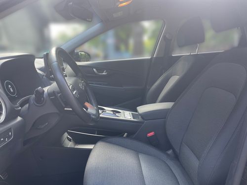 https://csb-strapi-files.fsn1.your-objectstorage.com/inventory-cars/images/2f6327adb19a223caa4a1c083ad05aed82c64b52/6_500_2187.jpg