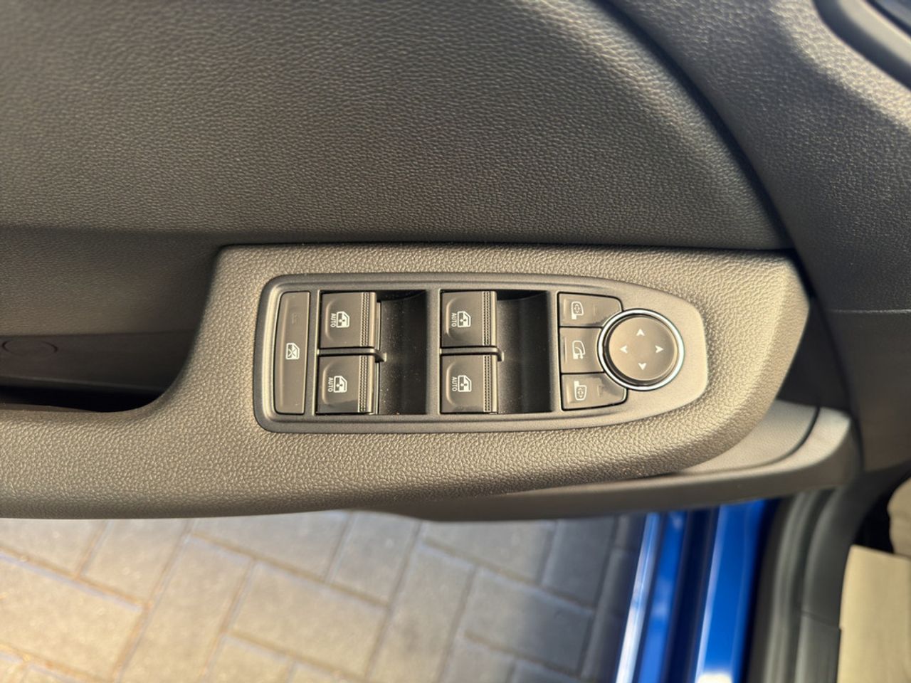 https://csb-strapi-files.fsn1.your-objectstorage.com/inventory-cars/images/30a2422b47d4689a634f1eb52d4c2b6587a82ddf/13_1280_7747.jpg