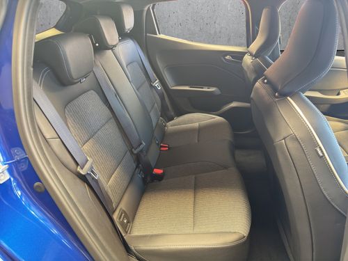 https://csb-strapi-files.fsn1.your-objectstorage.com/inventory-cars/images/30a2422b47d4689a634f1eb52d4c2b6587a82ddf/16_500_7345.jpg
