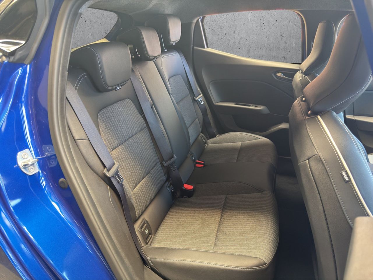 https://csb-strapi-files.fsn1.your-objectstorage.com/inventory-cars/images/30a2422b47d4689a634f1eb52d4c2b6587a82ddf/18_1280_1283.jpg