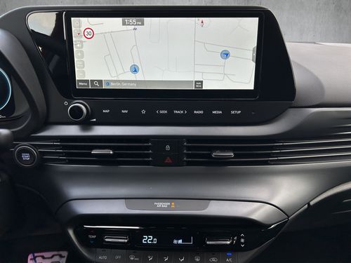 https://csb-strapi-files.fsn1.your-objectstorage.com/inventory-cars/images/30df06bb7a0ddfa56e205b3eedfd36773e87b6cc/17_500_7598.jpg