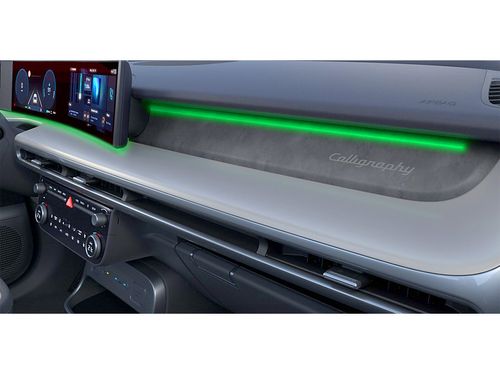https://csb-strapi-files.fsn1.your-objectstorage.com/inventory-cars/images/31554cc2ade1459f40c8880ac0cc612d9b91d373/16_500_8985.jpg