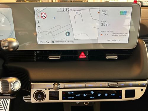 https://csb-strapi-files.fsn1.your-objectstorage.com/inventory-cars/images/318f94ac2a42eada11eb12d0e0ef6b66f5376284/17_500_6102.jpg