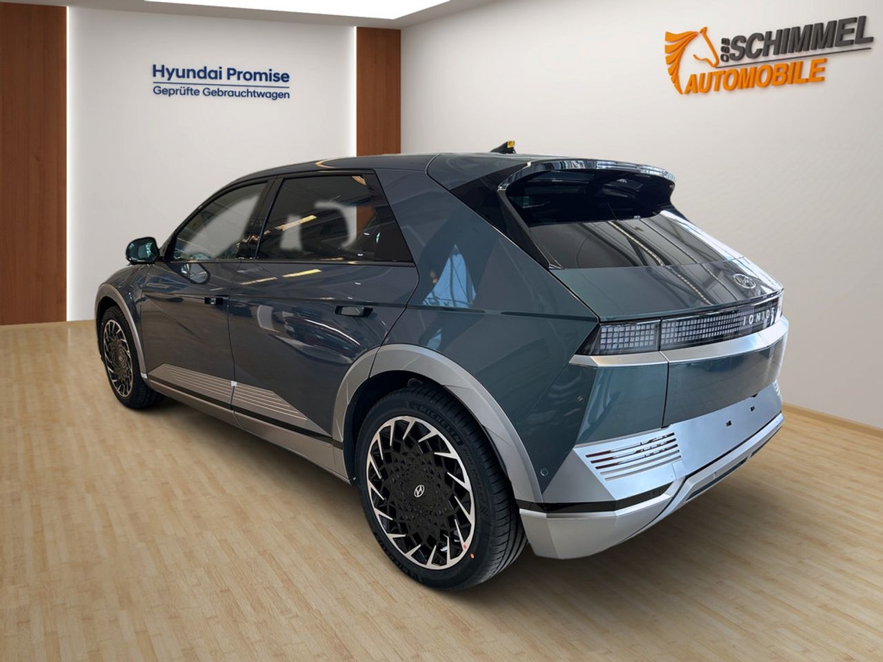 https://csb-strapi-files.fsn1.your-objectstorage.com/inventory-cars/images/318f94ac2a42eada11eb12d0e0ef6b66f5376284/3_1280_9063.jpg