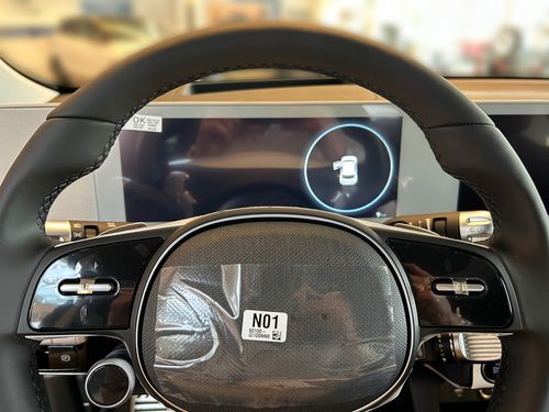 https://csb-strapi-files.fsn1.your-objectstorage.com/inventory-cars/images/318f94ac2a42eada11eb12d0e0ef6b66f5376284/7_500_6711.jpg