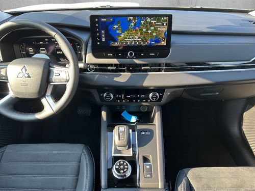https://csb-strapi-files.fsn1.your-objectstorage.com/inventory-cars/images/327b52e7d69a47c76e2c936c2b8db15d7bcc58bc/10_500_9283.jpg