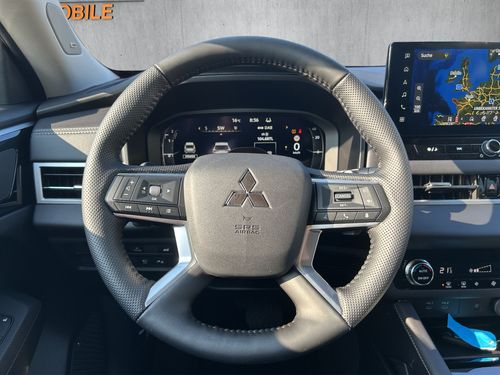 https://csb-strapi-files.fsn1.your-objectstorage.com/inventory-cars/images/327b52e7d69a47c76e2c936c2b8db15d7bcc58bc/11_500_6832.jpg