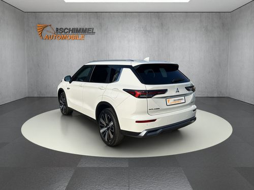 https://csb-strapi-files.fsn1.your-objectstorage.com/inventory-cars/images/327b52e7d69a47c76e2c936c2b8db15d7bcc58bc/2_500_1925.jpg