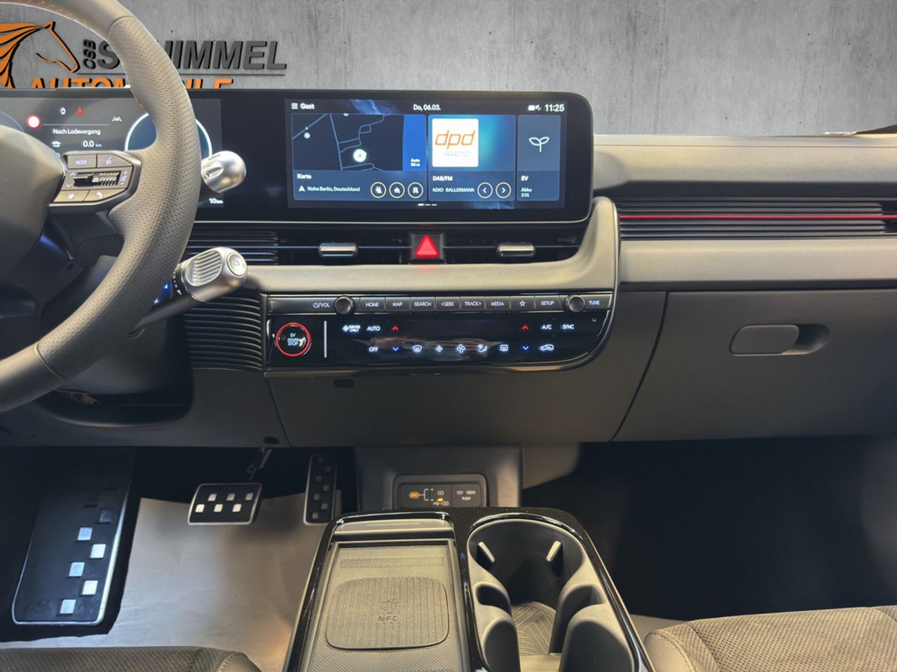https://csb-strapi-files.fsn1.your-objectstorage.com/inventory-cars/images/32a56379f2744cce0cd067ad72b1c8e7bd6cd6e0/16_1280_8968.jpg