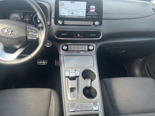 https://csb-strapi-files.fsn1.your-objectstorage.com/inventory-cars/images/33e2ad58aba0cb2140a3f9c68e70c6d1e97c46c8/10_500_7797.jpg