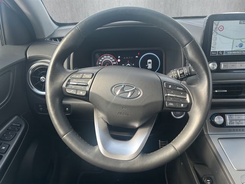 https://csb-strapi-files.fsn1.your-objectstorage.com/inventory-cars/images/33e2ad58aba0cb2140a3f9c68e70c6d1e97c46c8/11_500_9620.jpg
