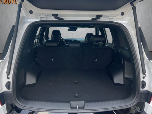 https://csb-strapi-files.fsn1.your-objectstorage.com/inventory-cars/images/3402cf0b0500c5112e8a0c822e4ad0124a09a84e/18_500_4780.jpg