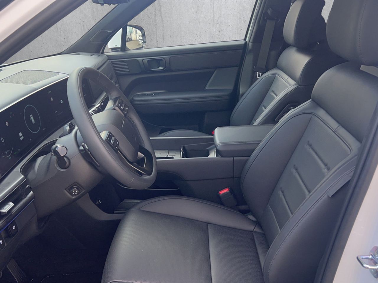 https://csb-strapi-files.fsn1.your-objectstorage.com/inventory-cars/images/3402cf0b0500c5112e8a0c822e4ad0124a09a84e/9_1280_6489.jpg