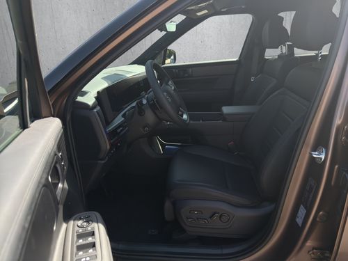 https://csb-strapi-files.fsn1.your-objectstorage.com/inventory-cars/images/3471e62d81f570e438fd47260d8ee554a406dabf/10_500_4029.jpg