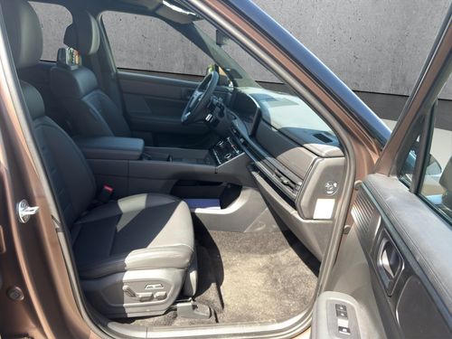 https://csb-strapi-files.fsn1.your-objectstorage.com/inventory-cars/images/3471e62d81f570e438fd47260d8ee554a406dabf/19_500_8545.jpg