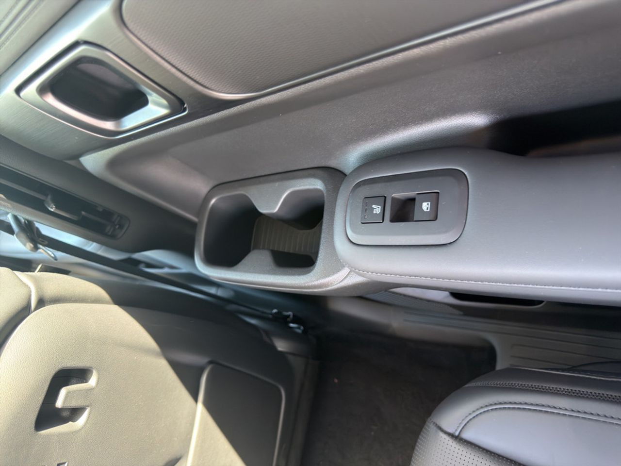 https://csb-strapi-files.fsn1.your-objectstorage.com/inventory-cars/images/3471e62d81f570e438fd47260d8ee554a406dabf/20_1280_4841.jpg