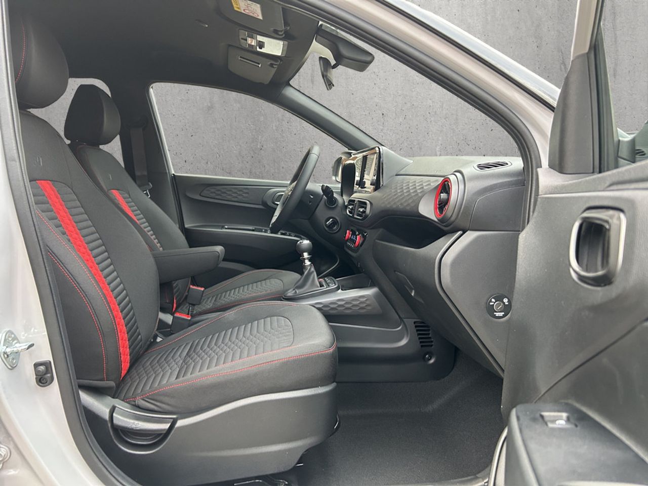https://csb-strapi-files.fsn1.your-objectstorage.com/inventory-cars/images/3485e62a01c9f3e99c5faceb5510d702b82ccaaf/20_1280_9508.jpg