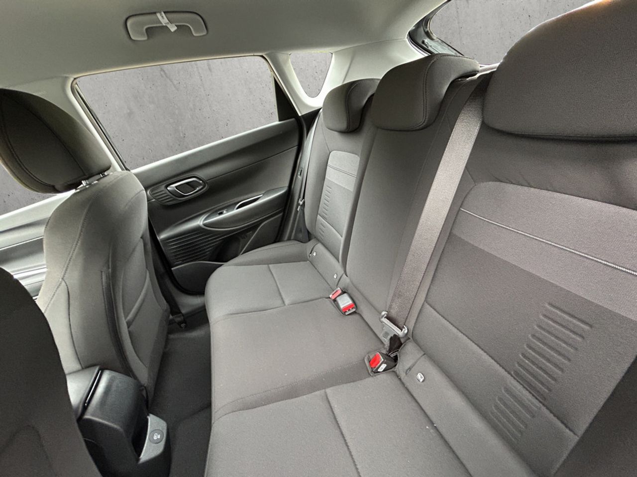 https://csb-strapi-files.fsn1.your-objectstorage.com/inventory-cars/images/3604d1fc28fb745a86e732ec65f4765e487f1c08/13_1280_8288.jpg