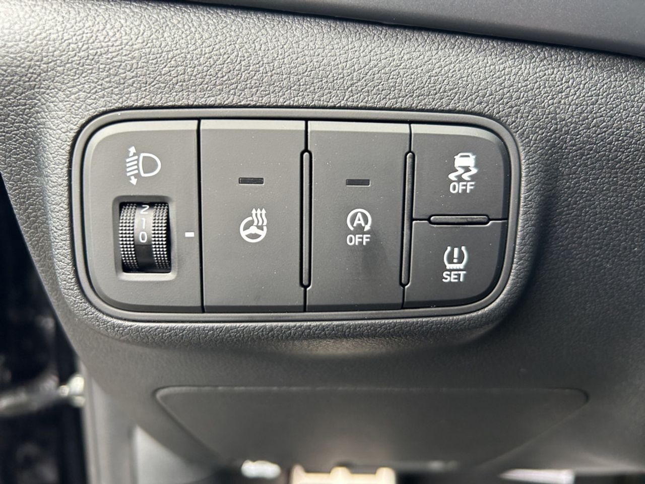 https://csb-strapi-files.fsn1.your-objectstorage.com/inventory-cars/images/3604d1fc28fb745a86e732ec65f4765e487f1c08/33_1280_1469.jpg