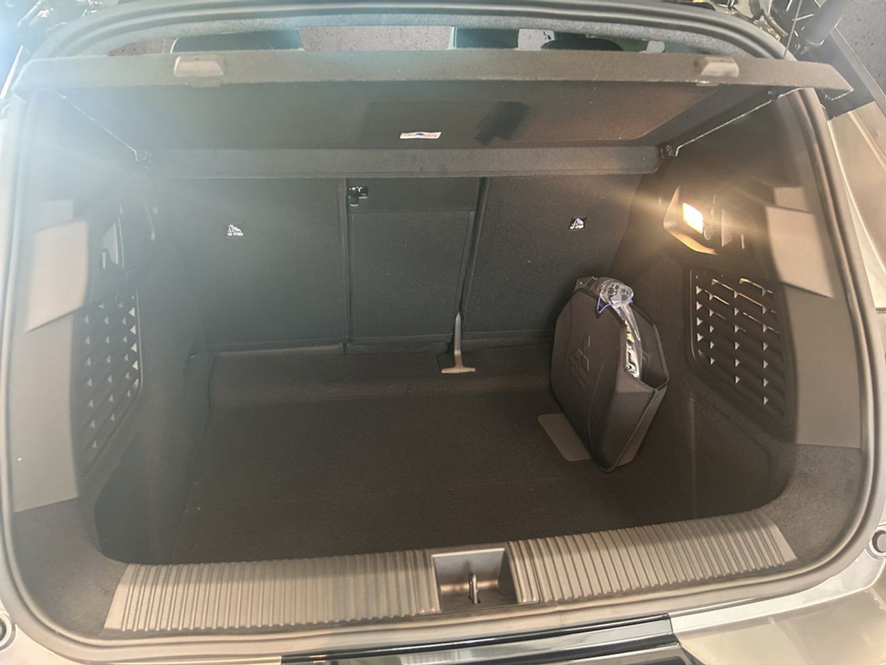 https://csb-strapi-files.fsn1.your-objectstorage.com/inventory-cars/images/3668041a9d3b2f1ea3565e33e7f85c4afad2f3cc/17_1280_8561.jpg