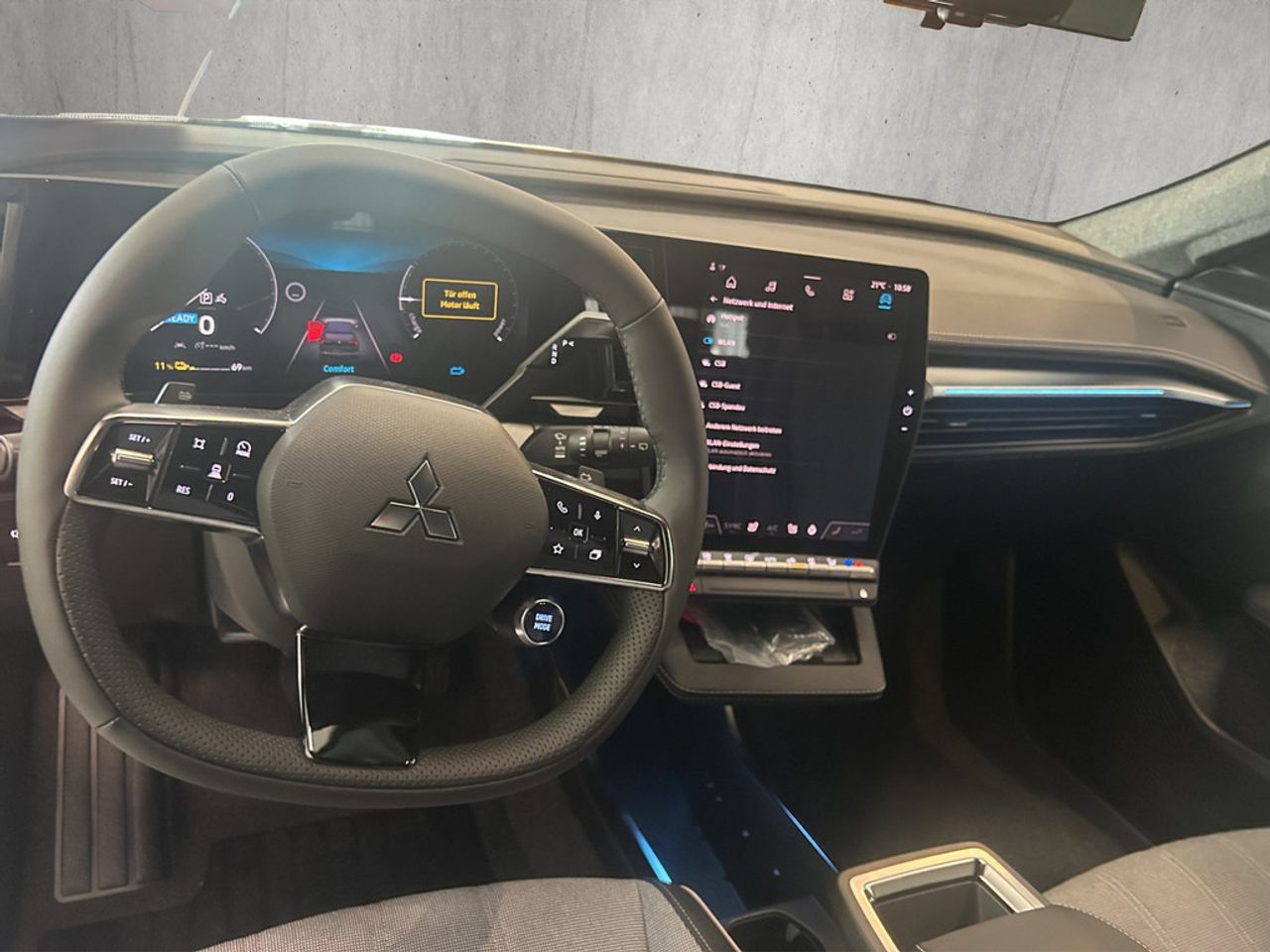 https://csb-strapi-files.fsn1.your-objectstorage.com/inventory-cars/images/3668041a9d3b2f1ea3565e33e7f85c4afad2f3cc/8_1280_3808.jpg