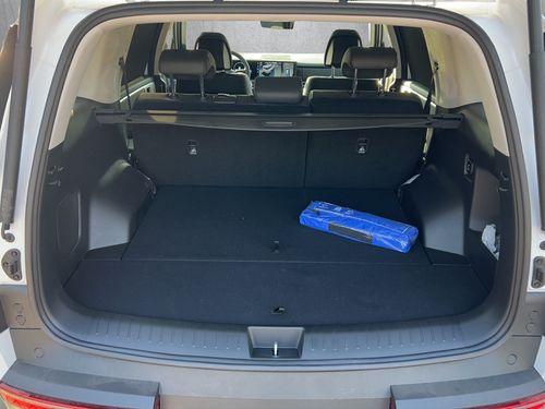 https://csb-strapi-files.fsn1.your-objectstorage.com/inventory-cars/images/368ac2ad394d060a453e5337d7c1386c16d7eac5/18_500_5502.jpg