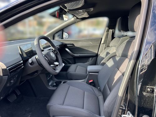 https://csb-strapi-files.fsn1.your-objectstorage.com/inventory-cars/images/3766176b2a7fdfc060d5f8618fa7dcc16a666afc/6_500_2096.jpg