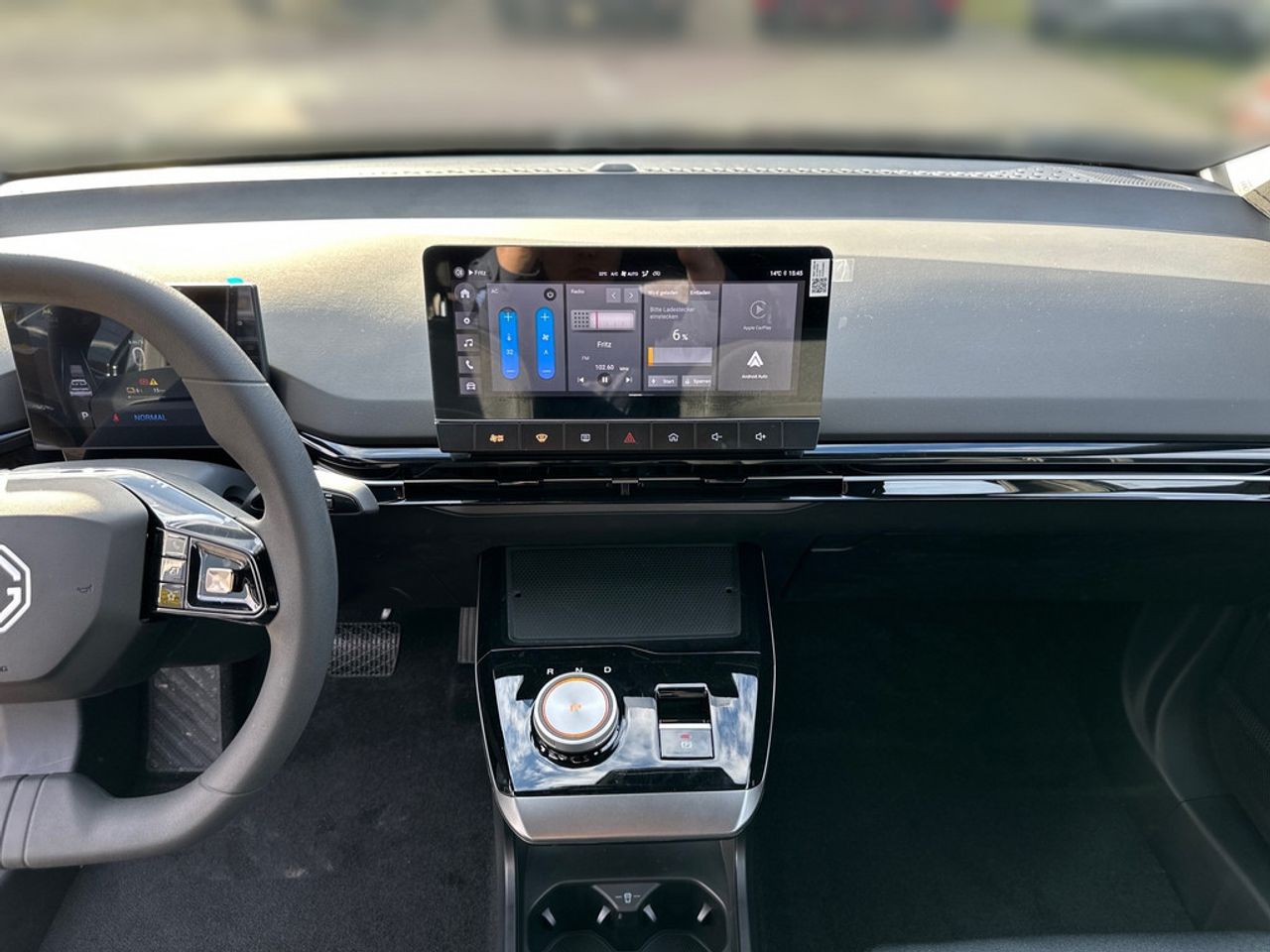 https://csb-strapi-files.fsn1.your-objectstorage.com/inventory-cars/images/3766176b2a7fdfc060d5f8618fa7dcc16a666afc/8_1280_3382.jpg