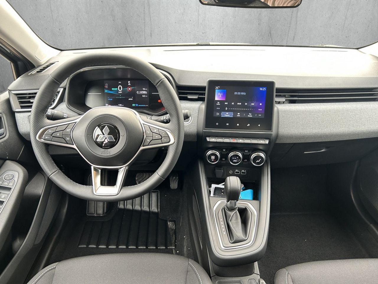 https://csb-strapi-files.fsn1.your-objectstorage.com/inventory-cars/images/37bfbda042c826a034e0217822aa447f587b70e4/10_1280_9301.jpg