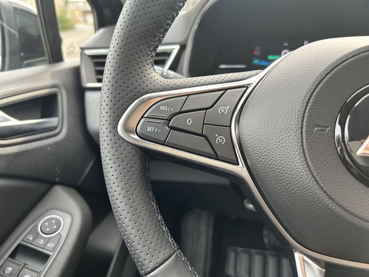 https://csb-strapi-files.fsn1.your-objectstorage.com/inventory-cars/images/37bfbda042c826a034e0217822aa447f587b70e4/12_1280_1054.jpg