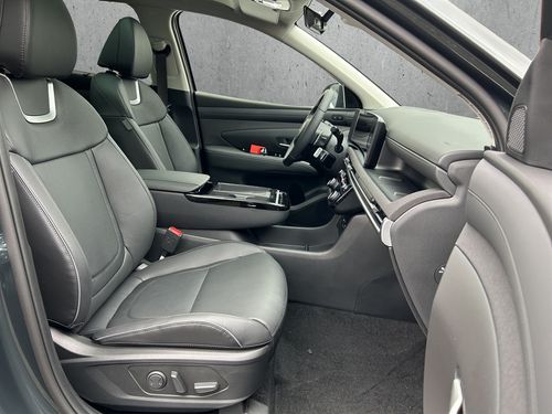 https://csb-strapi-files.fsn1.your-objectstorage.com/inventory-cars/images/37c635664e7839fcc0a1a0864875f079d4f0f853/15_500_3380.jpg