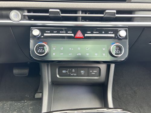 https://csb-strapi-files.fsn1.your-objectstorage.com/inventory-cars/images/37c635664e7839fcc0a1a0864875f079d4f0f853/21_500_9057.jpg