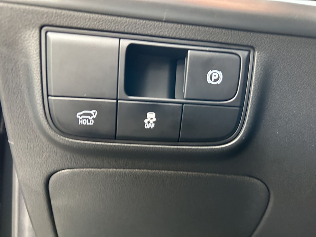 https://csb-strapi-files.fsn1.your-objectstorage.com/inventory-cars/images/37c635664e7839fcc0a1a0864875f079d4f0f853/32_1280_4692.jpg