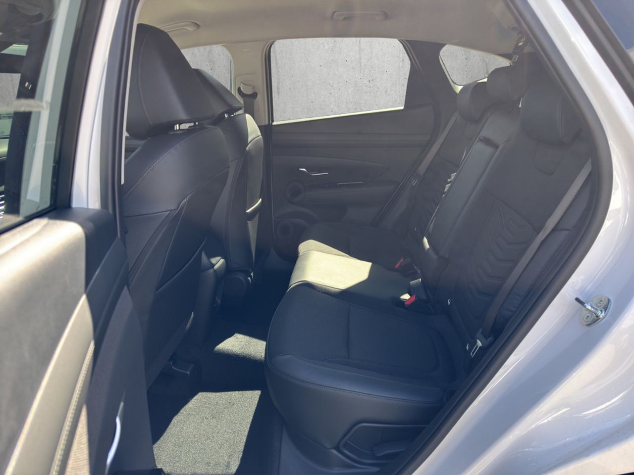 https://csb-strapi-files.fsn1.your-objectstorage.com/inventory-cars/images/38880d91ff4de84dcca3257286403ea2ee2fb741/13_1280_7729.jpg