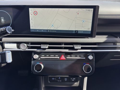 https://csb-strapi-files.fsn1.your-objectstorage.com/inventory-cars/images/38880d91ff4de84dcca3257286403ea2ee2fb741/18_500_2475.jpg