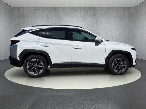 https://csb-strapi-files.fsn1.your-objectstorage.com/inventory-cars/images/38880d91ff4de84dcca3257286403ea2ee2fb741/7_500_3953.jpg