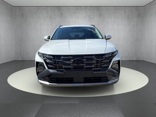 https://csb-strapi-files.fsn1.your-objectstorage.com/inventory-cars/images/38880d91ff4de84dcca3257286403ea2ee2fb741/9_500_9210.jpg