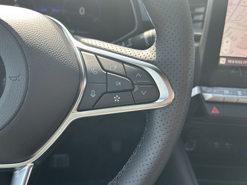 https://csb-strapi-files.fsn1.your-objectstorage.com/inventory-cars/images/39e601d78e60ba3ed4cc1af459e3b501375213a6/16_500_8105.jpg
