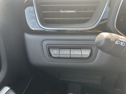 https://csb-strapi-files.fsn1.your-objectstorage.com/inventory-cars/images/39e601d78e60ba3ed4cc1af459e3b501375213a6/17_500_4947.jpg