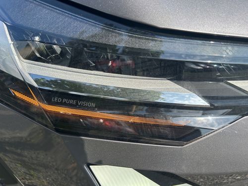 https://csb-strapi-files.fsn1.your-objectstorage.com/inventory-cars/images/39e601d78e60ba3ed4cc1af459e3b501375213a6/31_500_4118.jpg