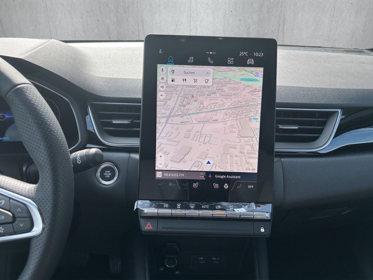 https://csb-strapi-files.fsn1.your-objectstorage.com/inventory-cars/images/39e601d78e60ba3ed4cc1af459e3b501375213a6/9_1280_3586.jpg