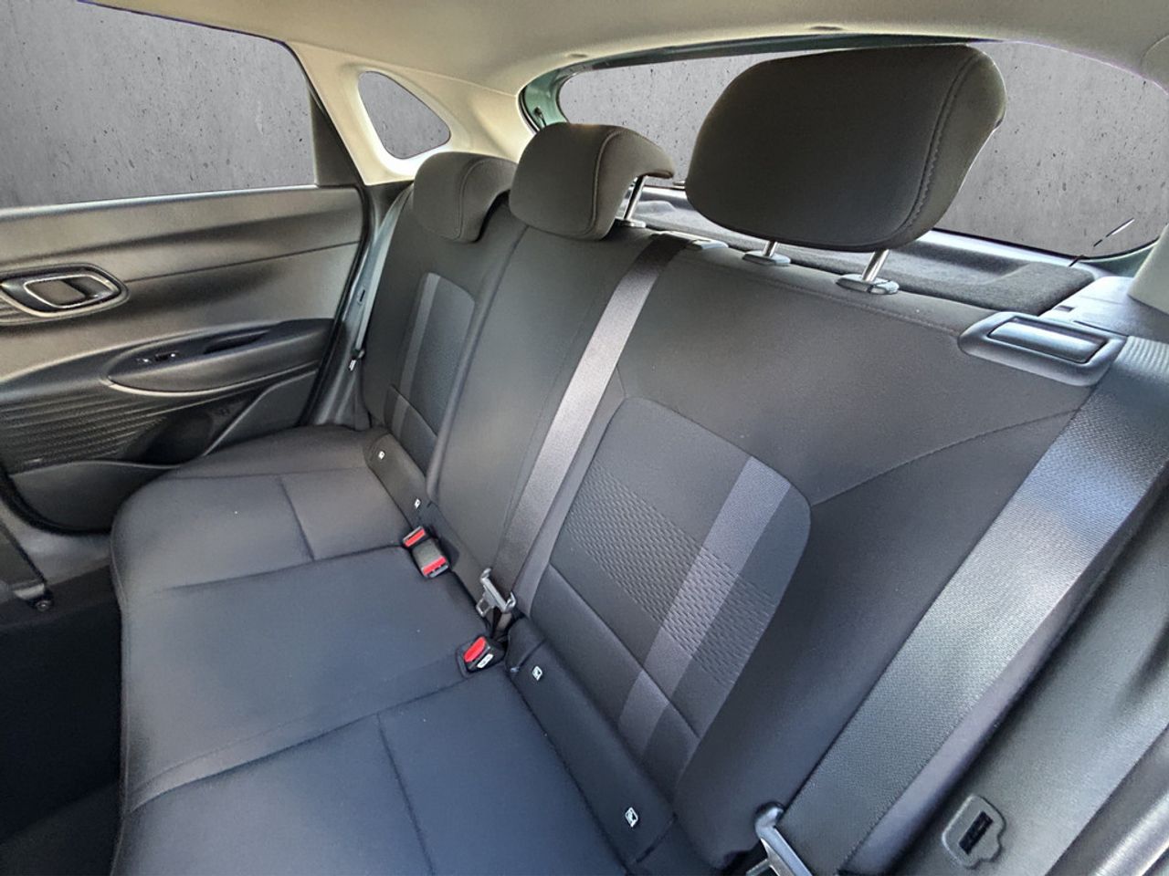 https://csb-strapi-files.fsn1.your-objectstorage.com/inventory-cars/images/3a034deb41e16ac4a6629ca20d6e248925bd9183/13_1280_3756.jpg