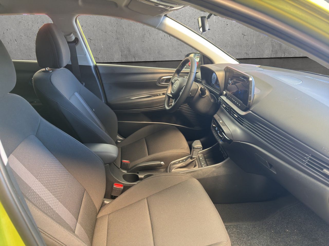 https://csb-strapi-files.fsn1.your-objectstorage.com/inventory-cars/images/3bc8c92b1424220c7076249d760de2a901b08ebe/20_1280_8753.jpg