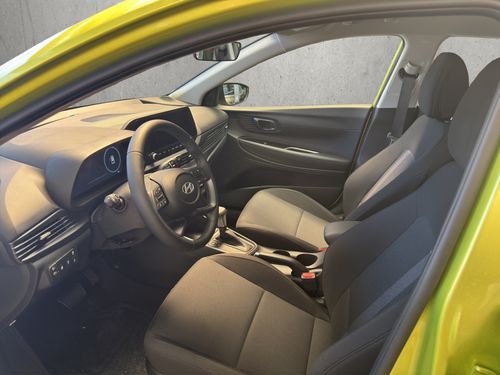 https://csb-strapi-files.fsn1.your-objectstorage.com/inventory-cars/images/3bc8c92b1424220c7076249d760de2a901b08ebe/9_500_7900.jpg