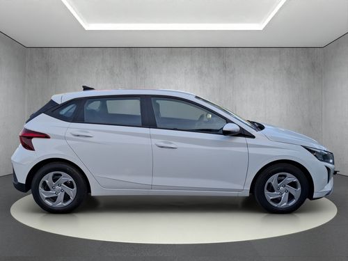 https://csb-strapi-files.fsn1.your-objectstorage.com/inventory-cars/images/3be9ae5e71a84e1e4357b496c886be014571ef59/7_500_1221.jpg